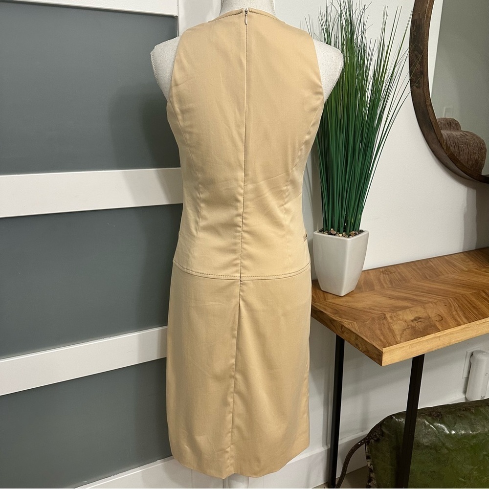 Gianfranco Ferre Studio Sleeveless V-Neck Shift Dress SZ 4 Cream Designer EUC - Picture 8 of 8